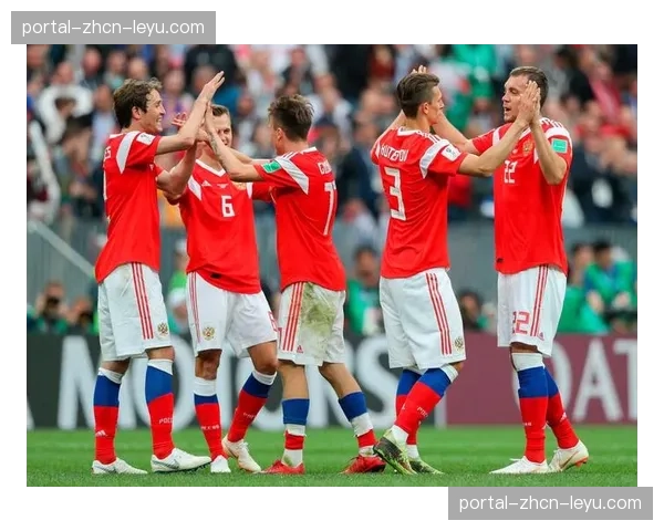 社论：当足球遭遇政治，欧足联对俄罗斯球队的禁令该持续到几时？